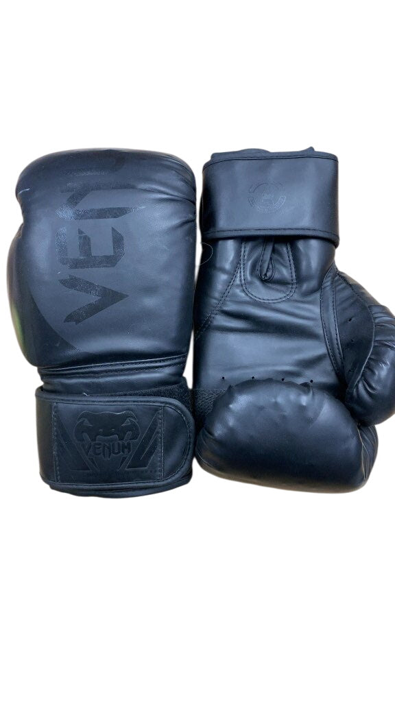 Venum 14oz Boxing Gloves - Black