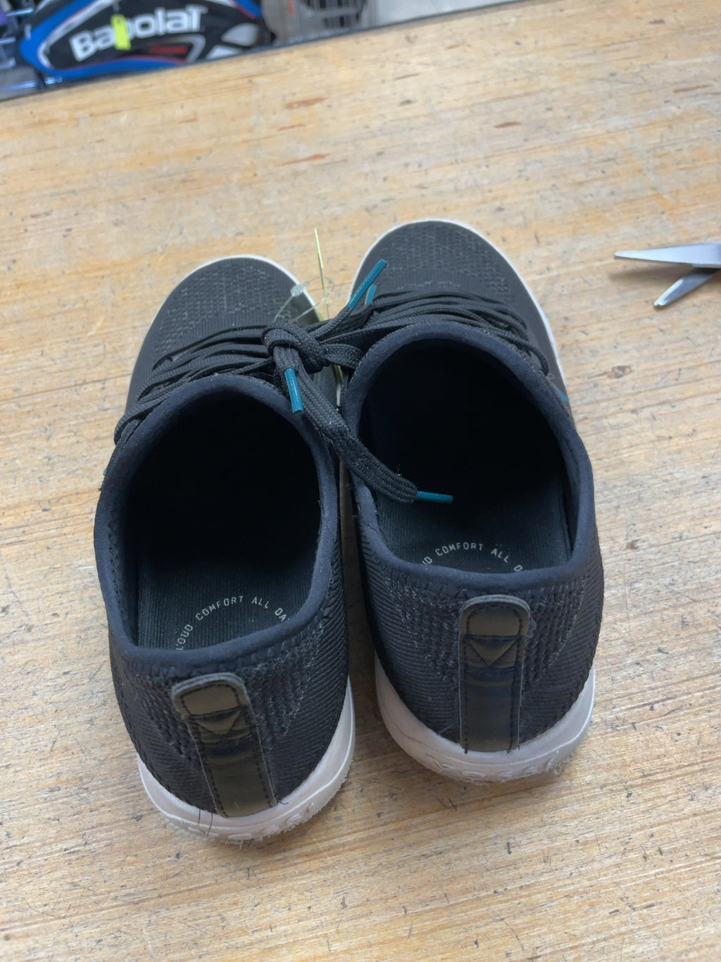 Vessi Sneakers Size 6 Black