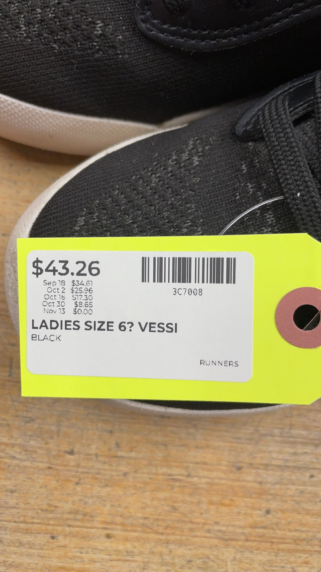 Vessi Sneakers Size 6 Black