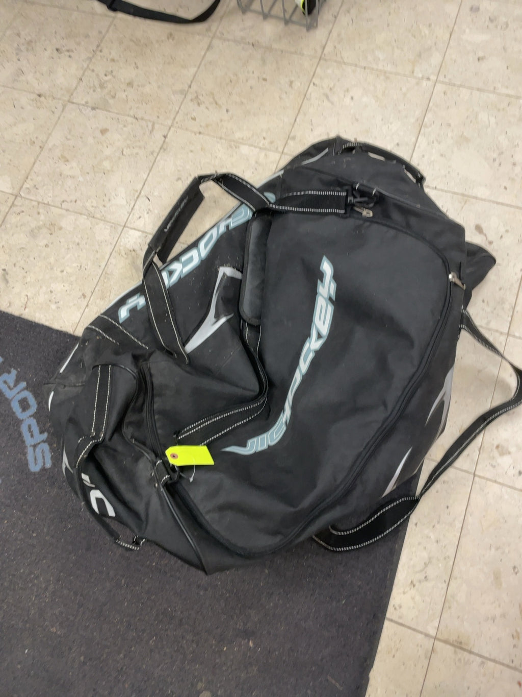 Vic Hockey Bag Black