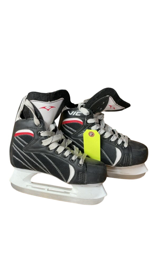 VIC Hockey Skates Size 3