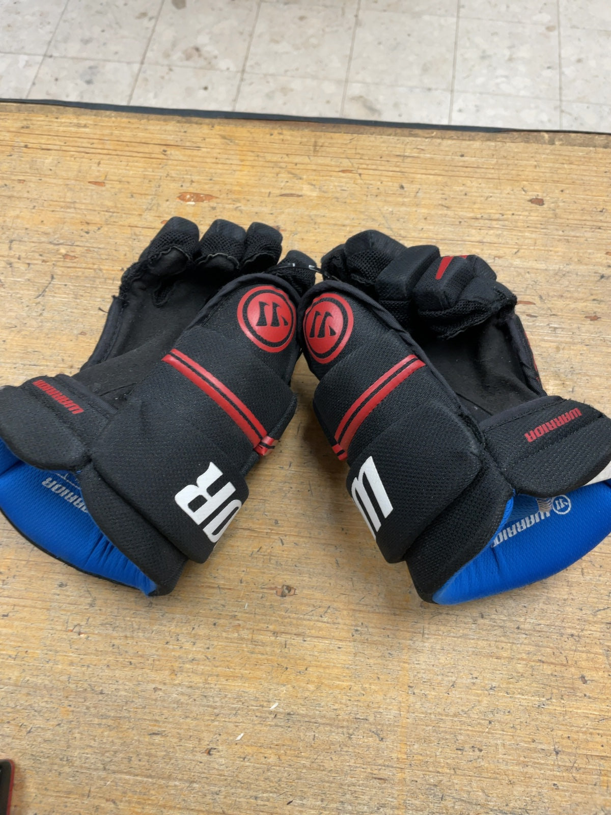 Warrior Covert 11" Hockey Gloves