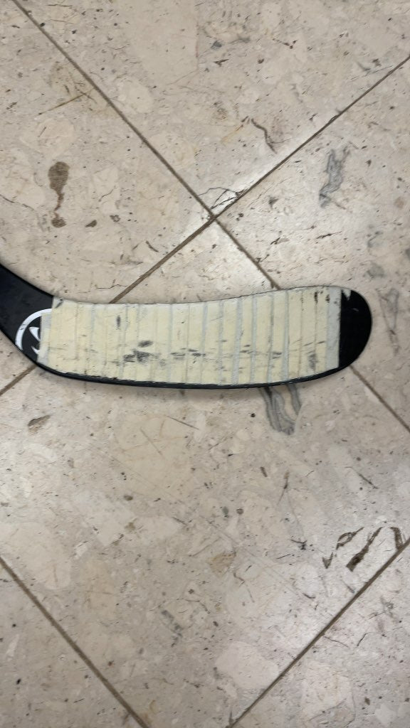 Warrior Covert QR5 Pro Team Hockey Stick - RH