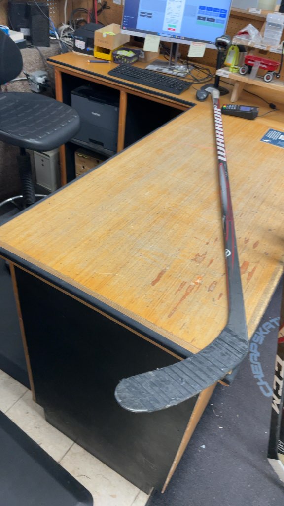Warrior Kovalev 100 Hockey Stick - RH