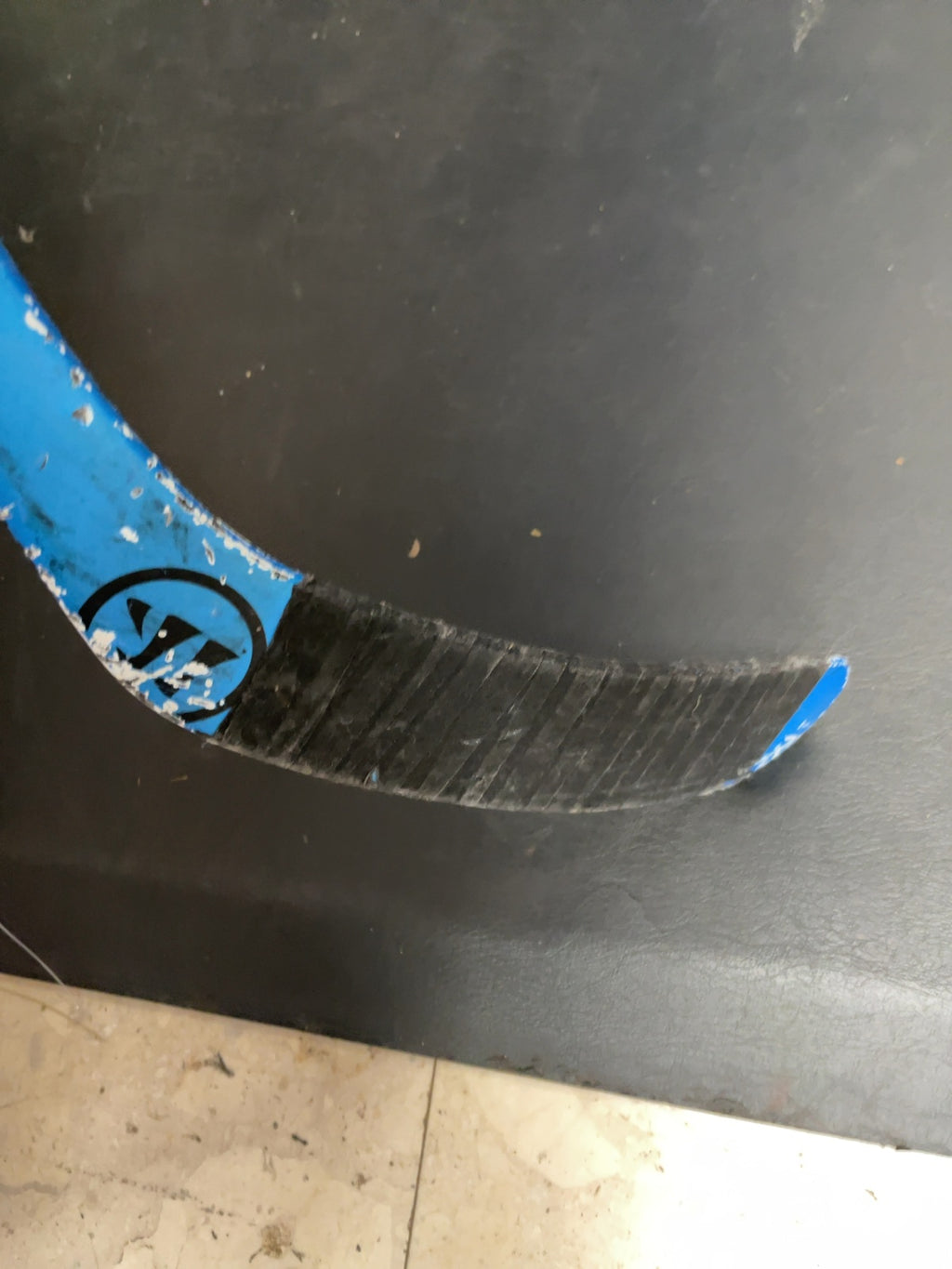 Warrior QRE 50 RH Hockey Stick