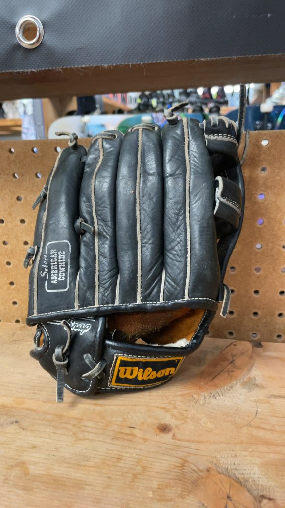 Wilson Ball Hawk A2381 9" Baseball Glove - LH