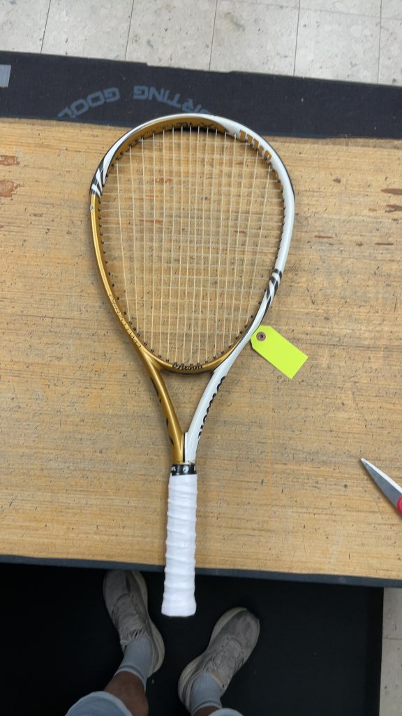 Wilson Cierzo Two BLX Tennis Racquet