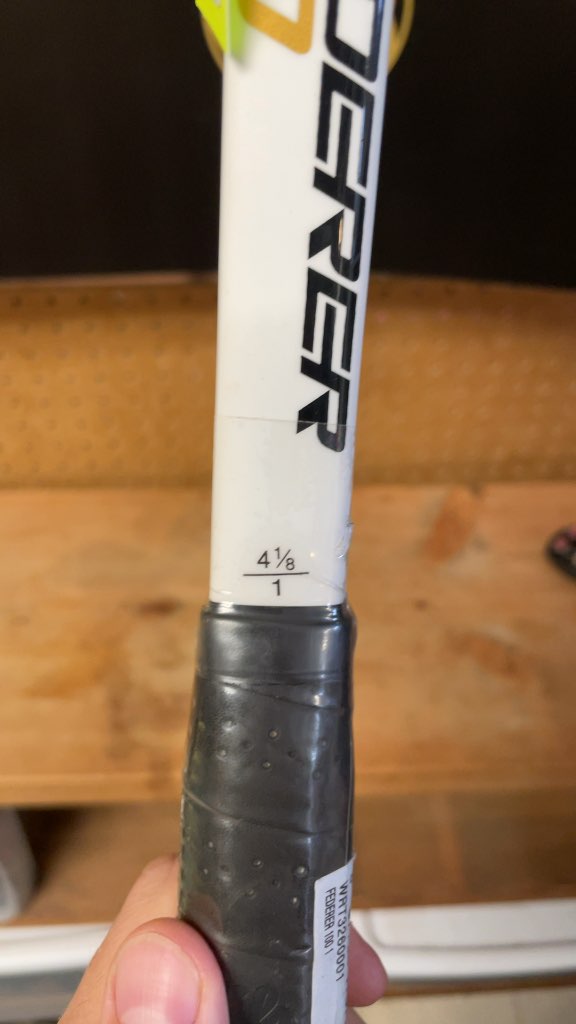 Wilson Federer 100 Tennis Racquet