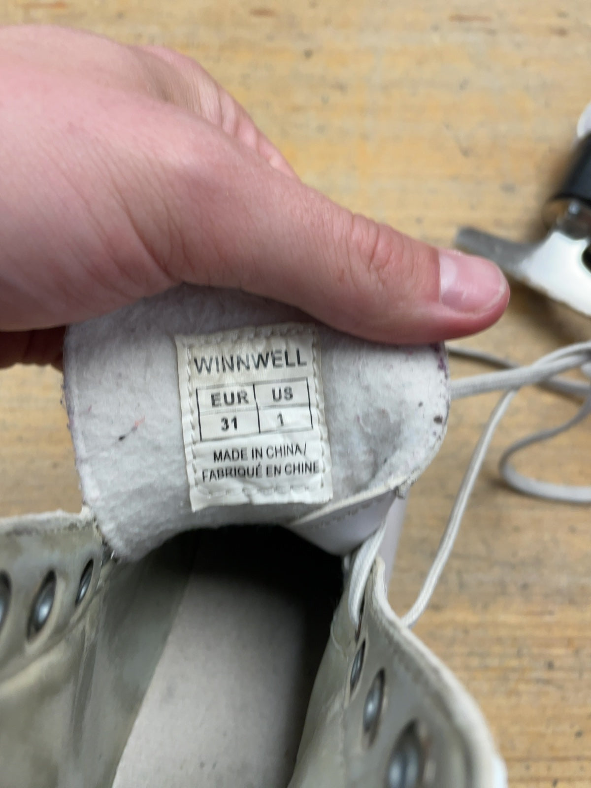 Winnwell Figure Skates Size 1 White