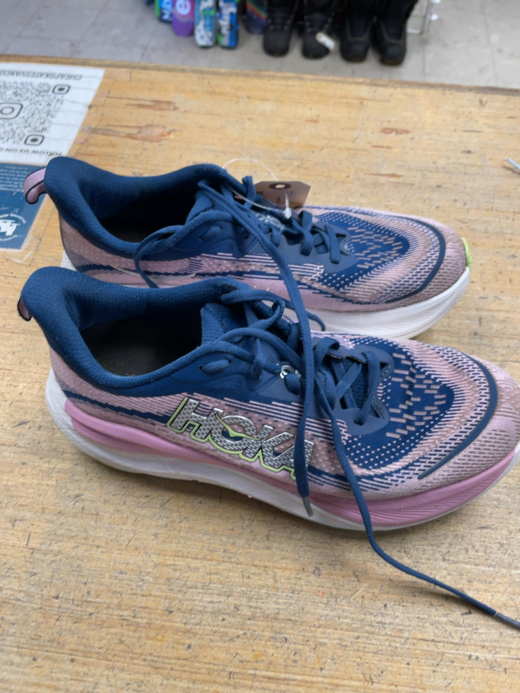 Hoka Skyflow Size 8.5 US Running Shoes