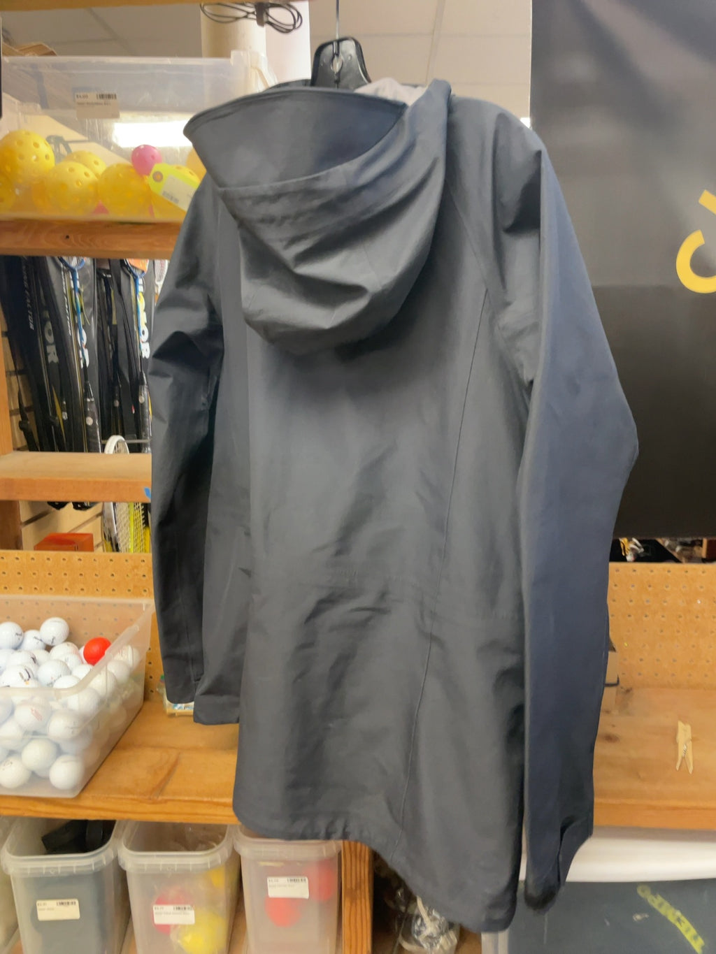 Houdini Waterproof Hardshell Jacket Size M