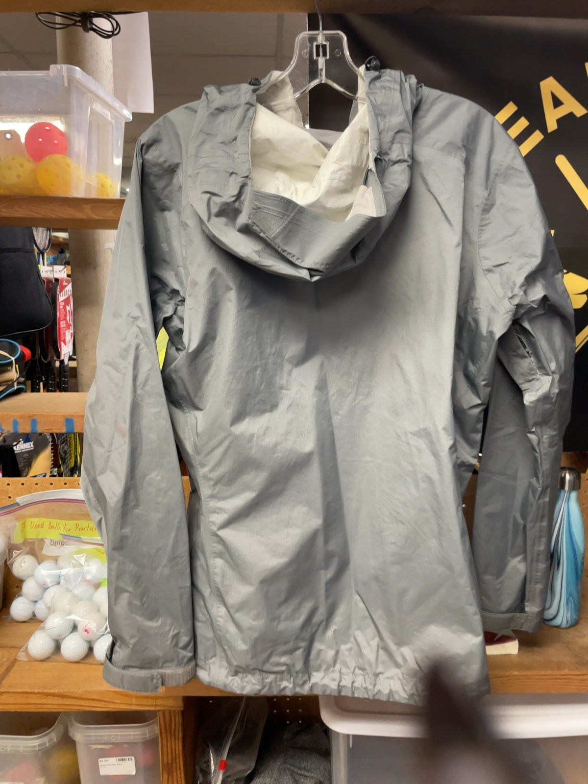 Patagonia Size L Women's Rain Jacket Grey