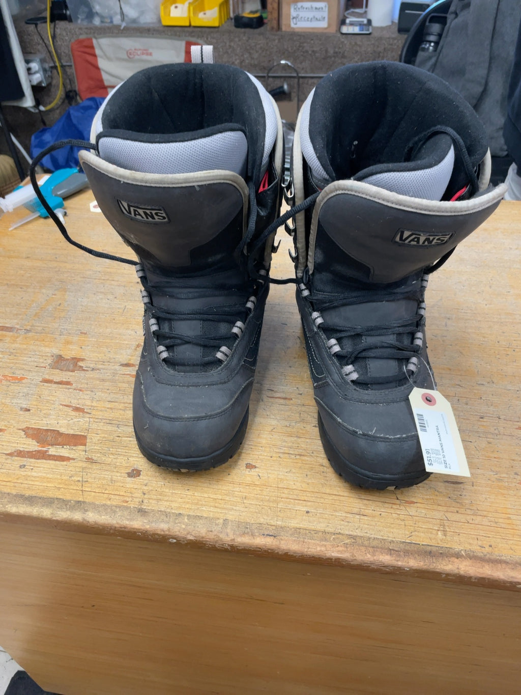 Vans Mantra Size 10 US Snowboard Boots