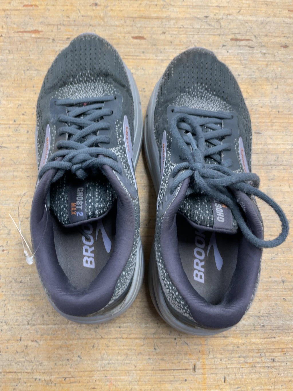 Brooks Ghost Max 2 Size 7.5 D Running Shoes