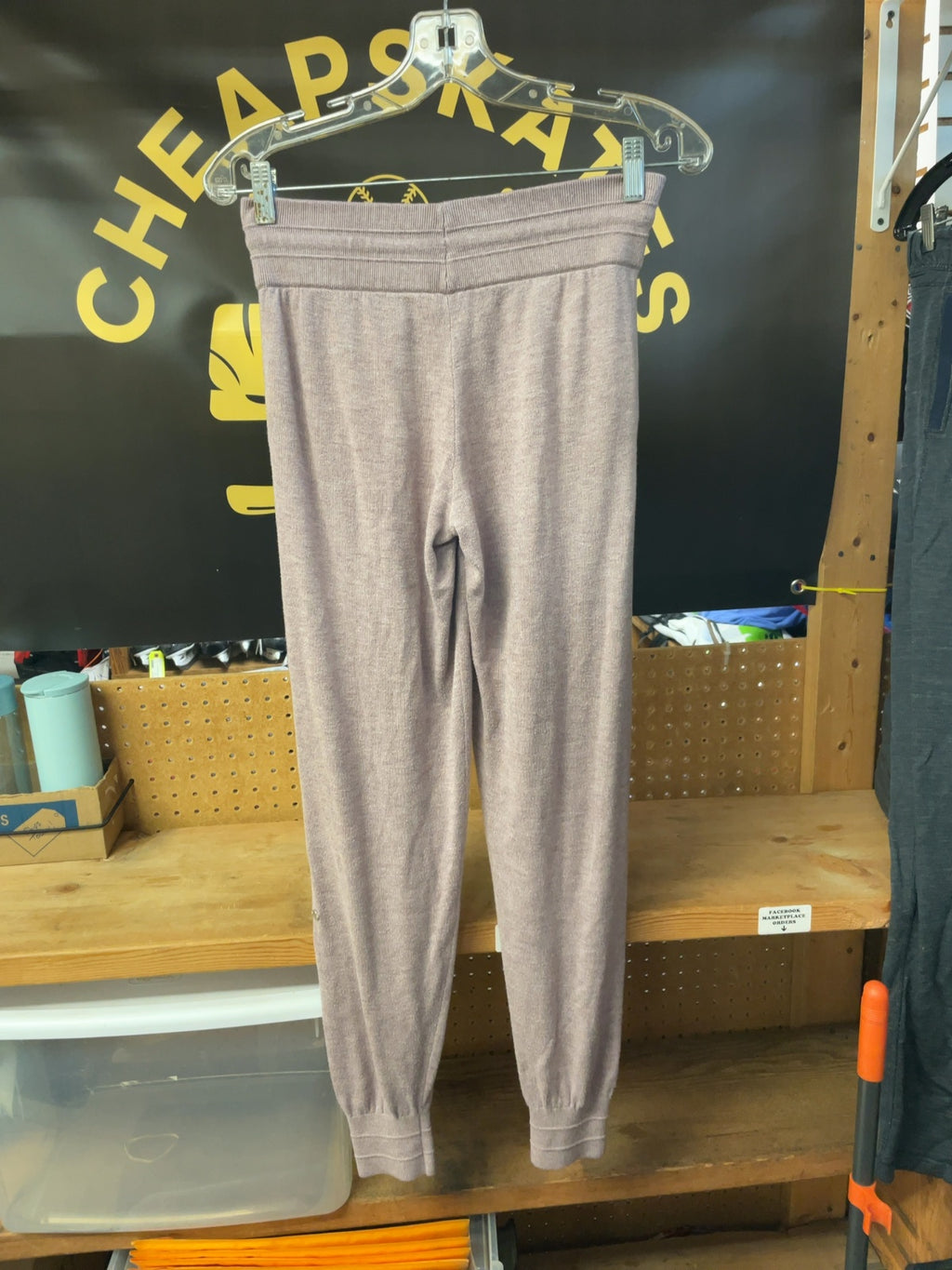 Lululemon Cashmere Blend Jogger Pants Size 6 Plum