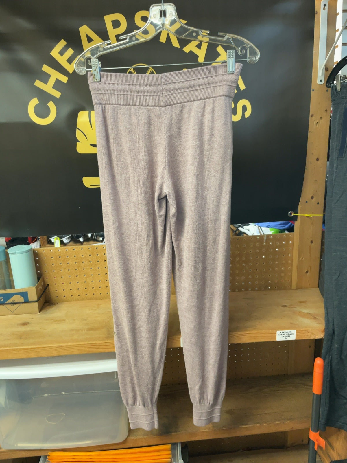Lululemon Cashmere Blend Jogger Pants Size 6 Plum