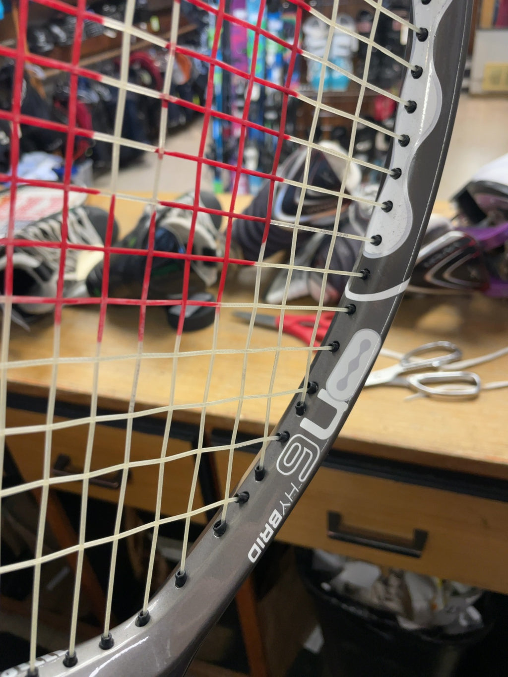 Wilson [K] Six Hybrid Tennis Racquet