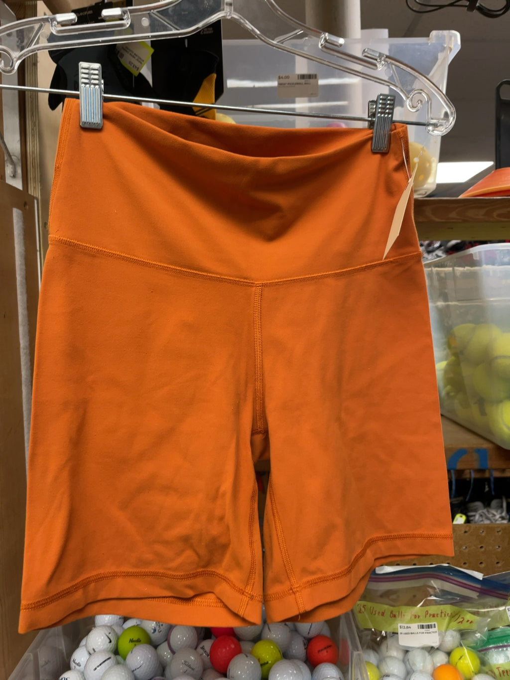 Aritzia Tna Size M Biker Shorts