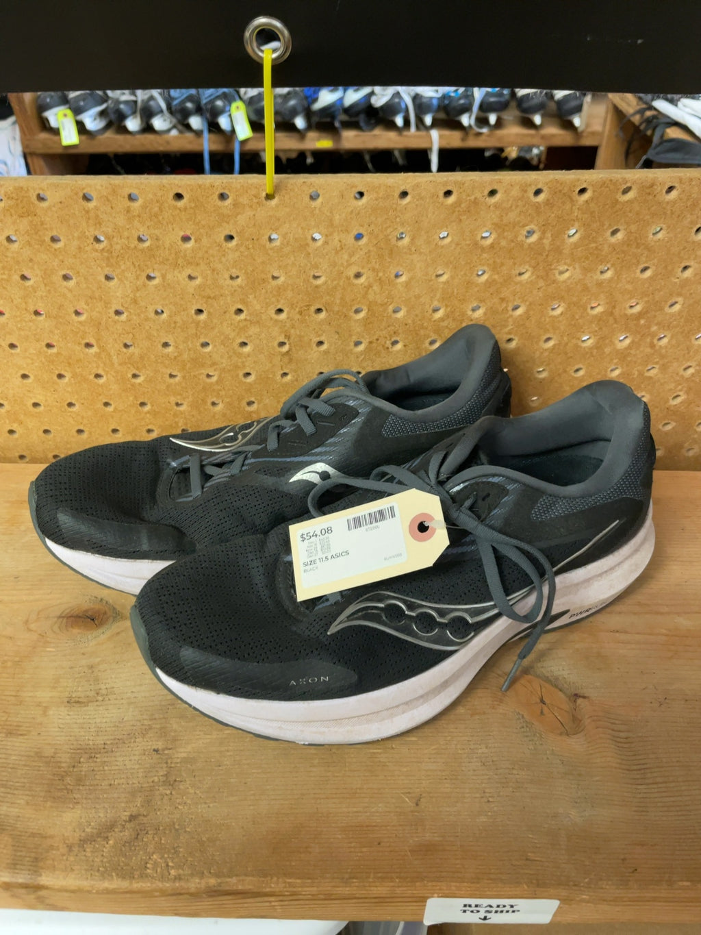 Saucony Axon Size 11.5 Running Shoes