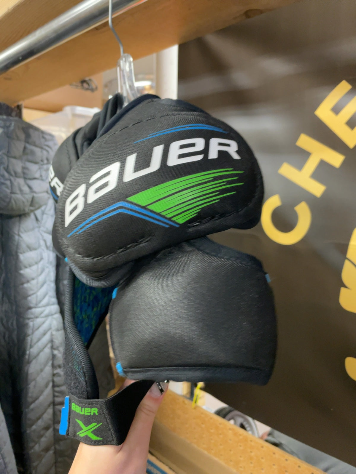 Bauer X Youth Large Hockey Shoulder Pads