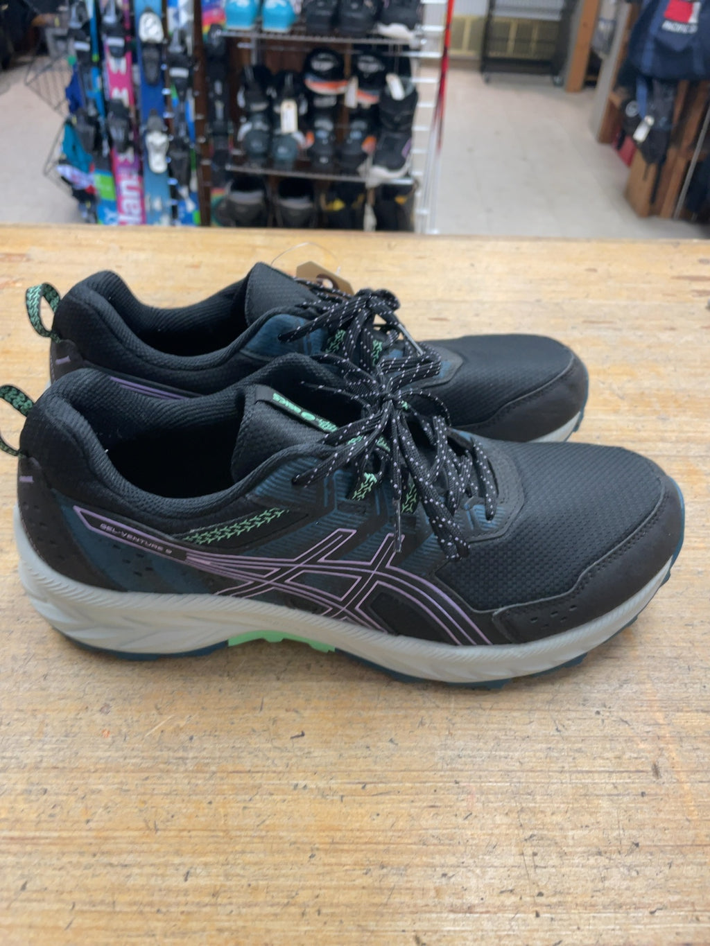 ASICS Gel-Venture 9 Size US 12 Women's Running Shoes