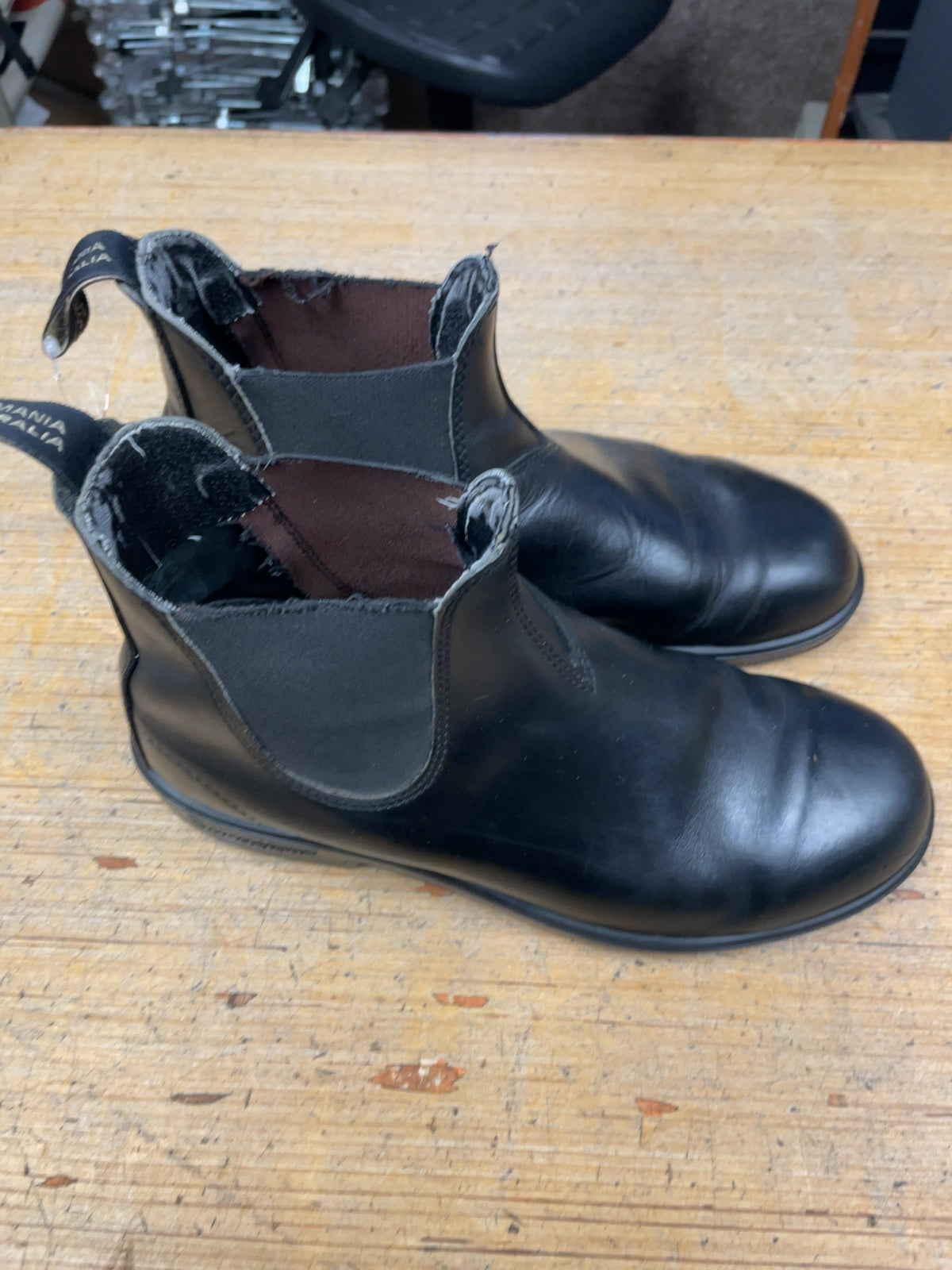 Blundstone Chelsea Boots Size 9 AUS (10US) Black
