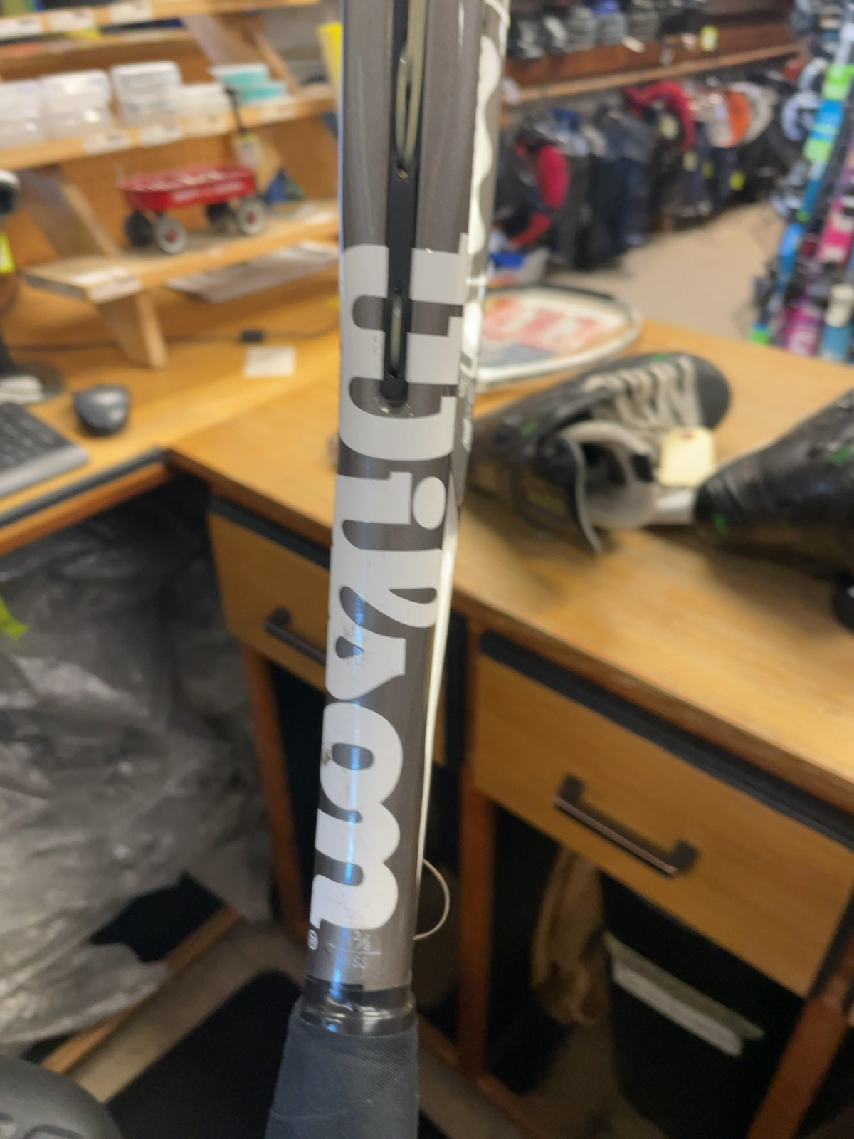 Wilson [K] Six Hybrid Tennis Racquet