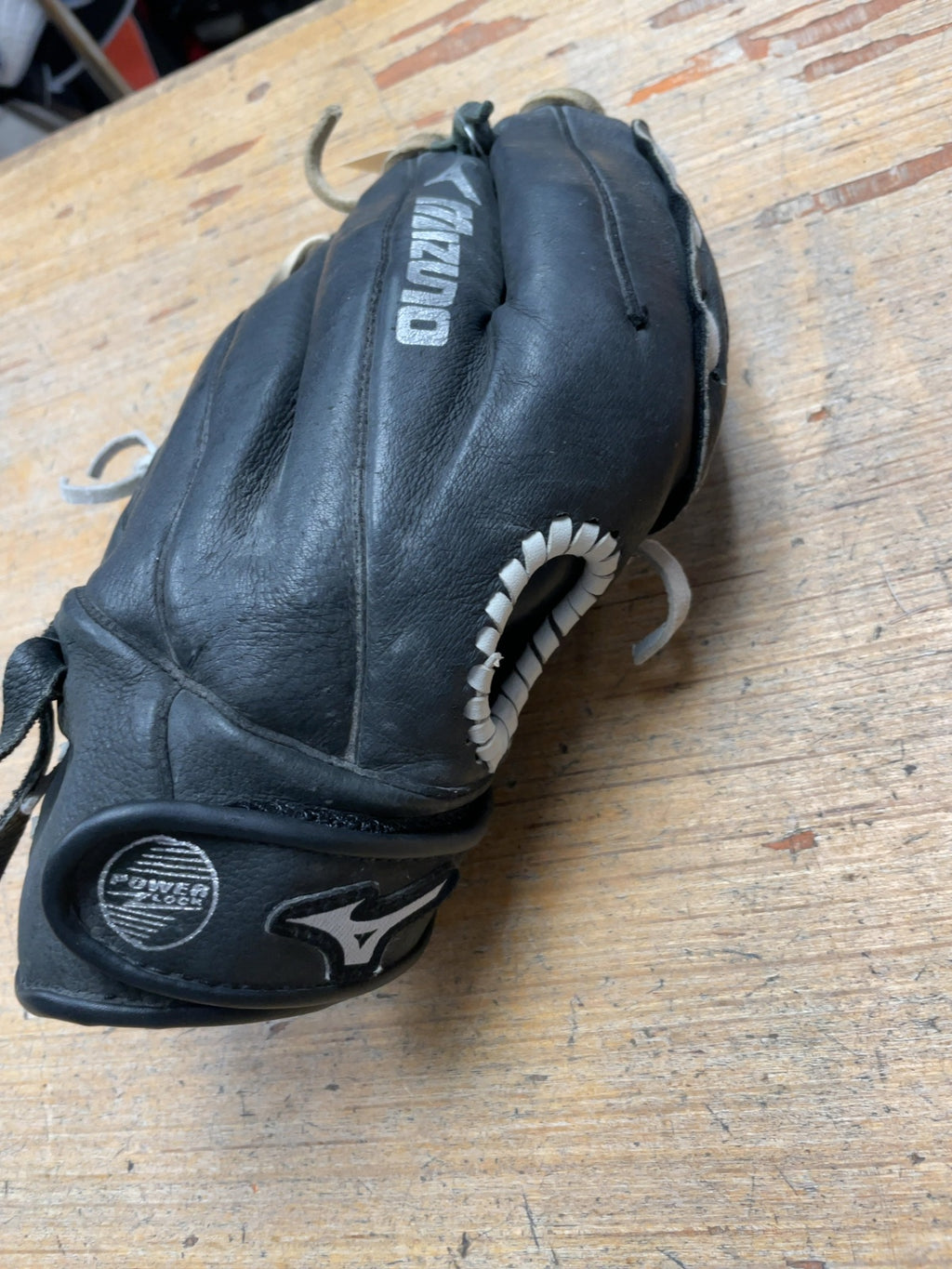 Mizuno Ballpark Professional Model MMX 123P1 12" Baseball Glove RHT