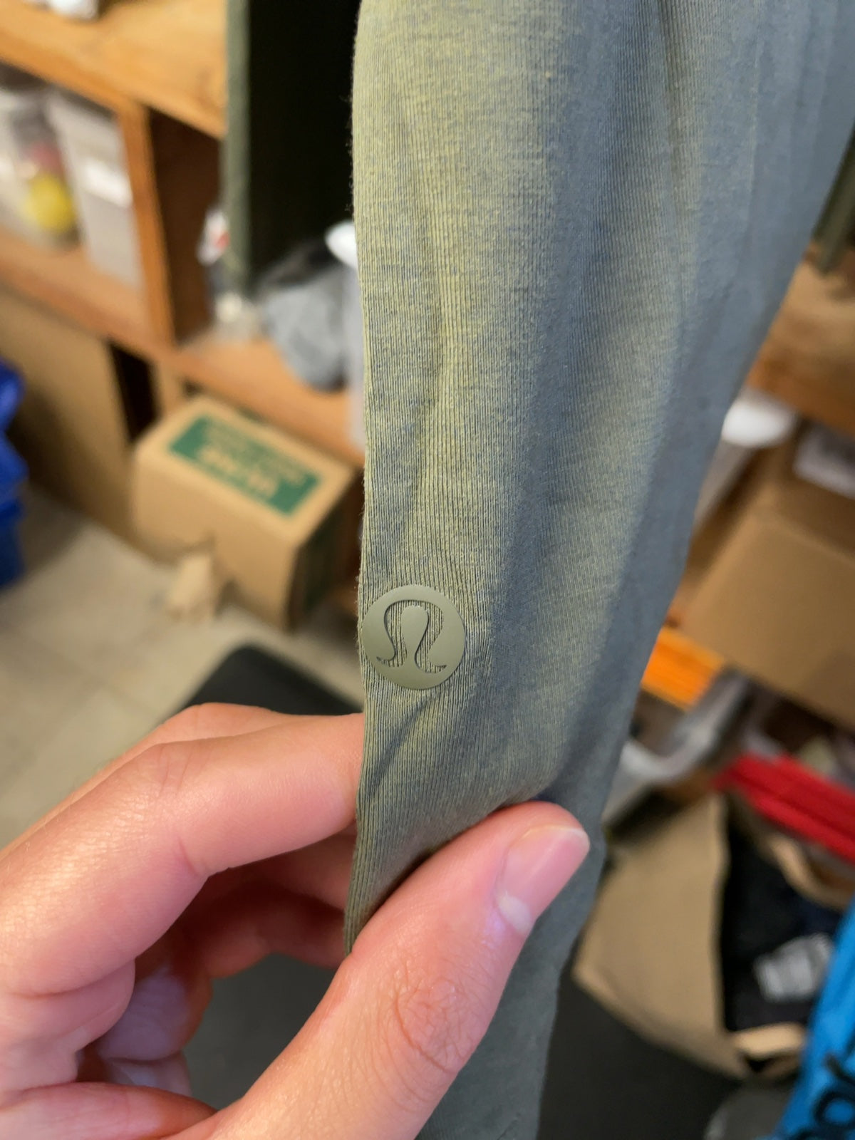 lululemon Size L Long Sleeve Shirt Green