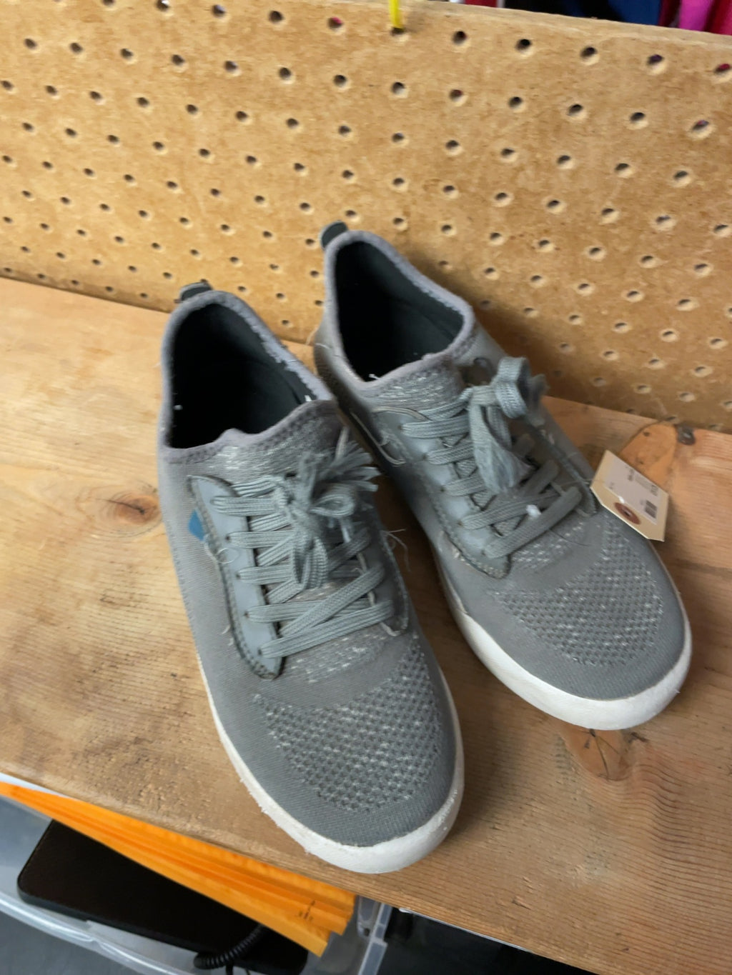 Vessi Weekend Size M7/W8 Grey Waterproof Sneakers