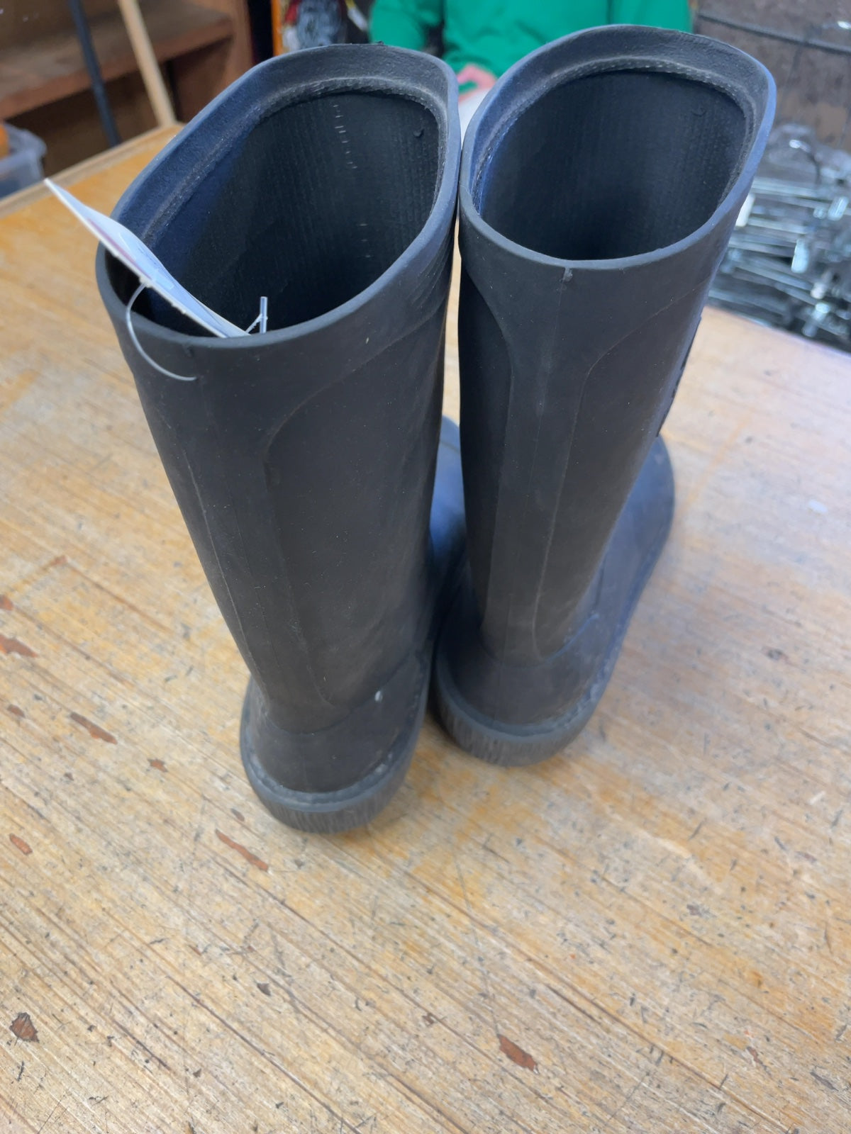 Kamik Size 2 Youth Rain Boots Black