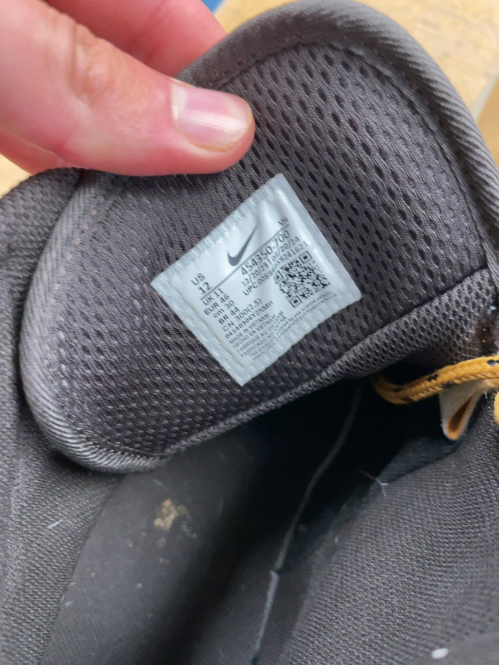 Nike Manoa Size 12 US Tan Hiking Boots