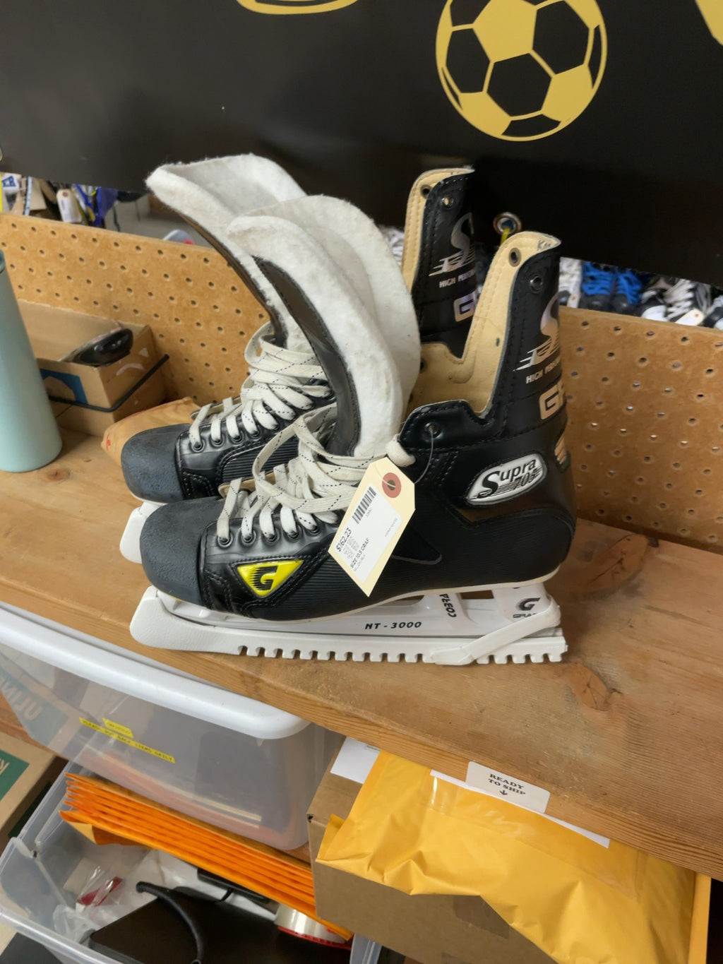 Graf Supra 705 Size 10.5 Hockey Skates