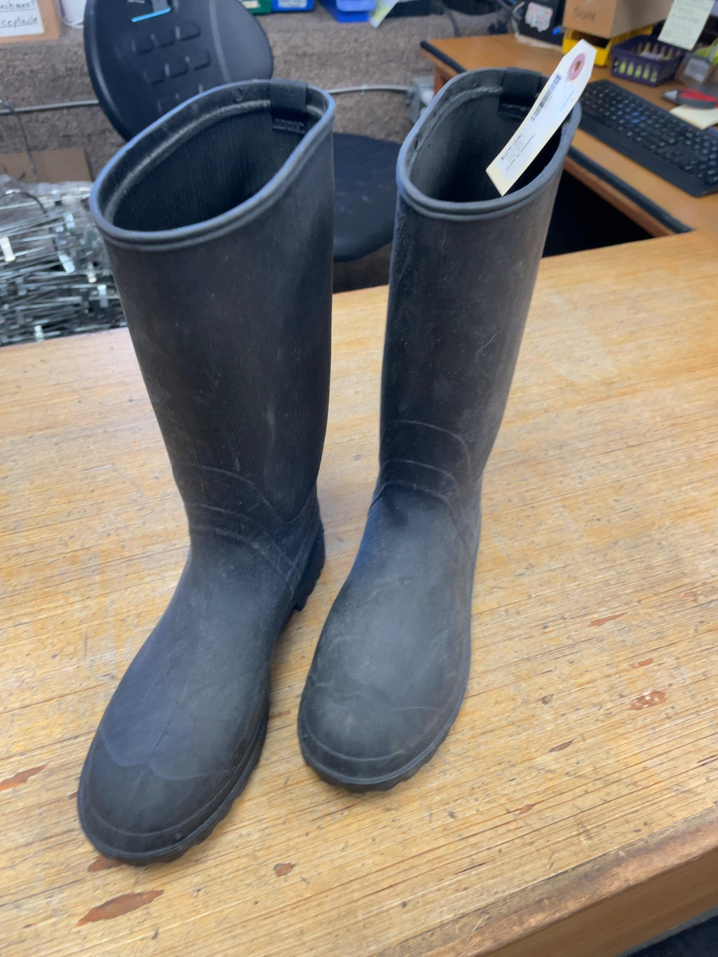 Kamik Size 8 Rain Boots