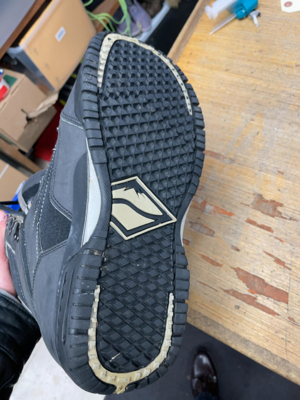 Vans Mantra Size 10 US Snowboard Boots