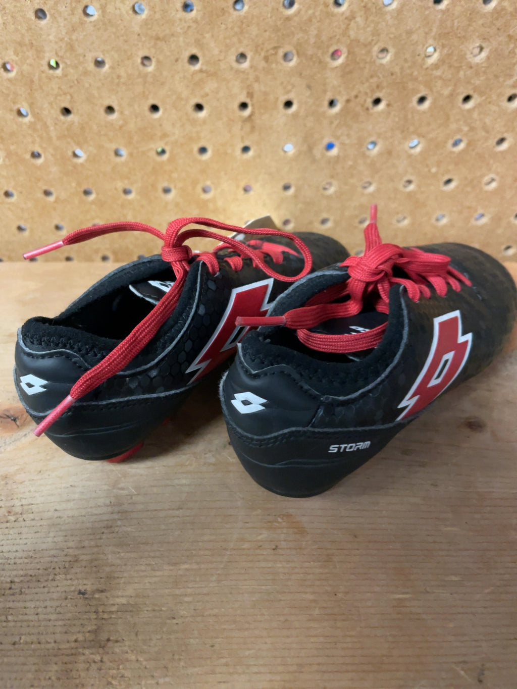 Lotto Storm Size 11C Soccer Cleats