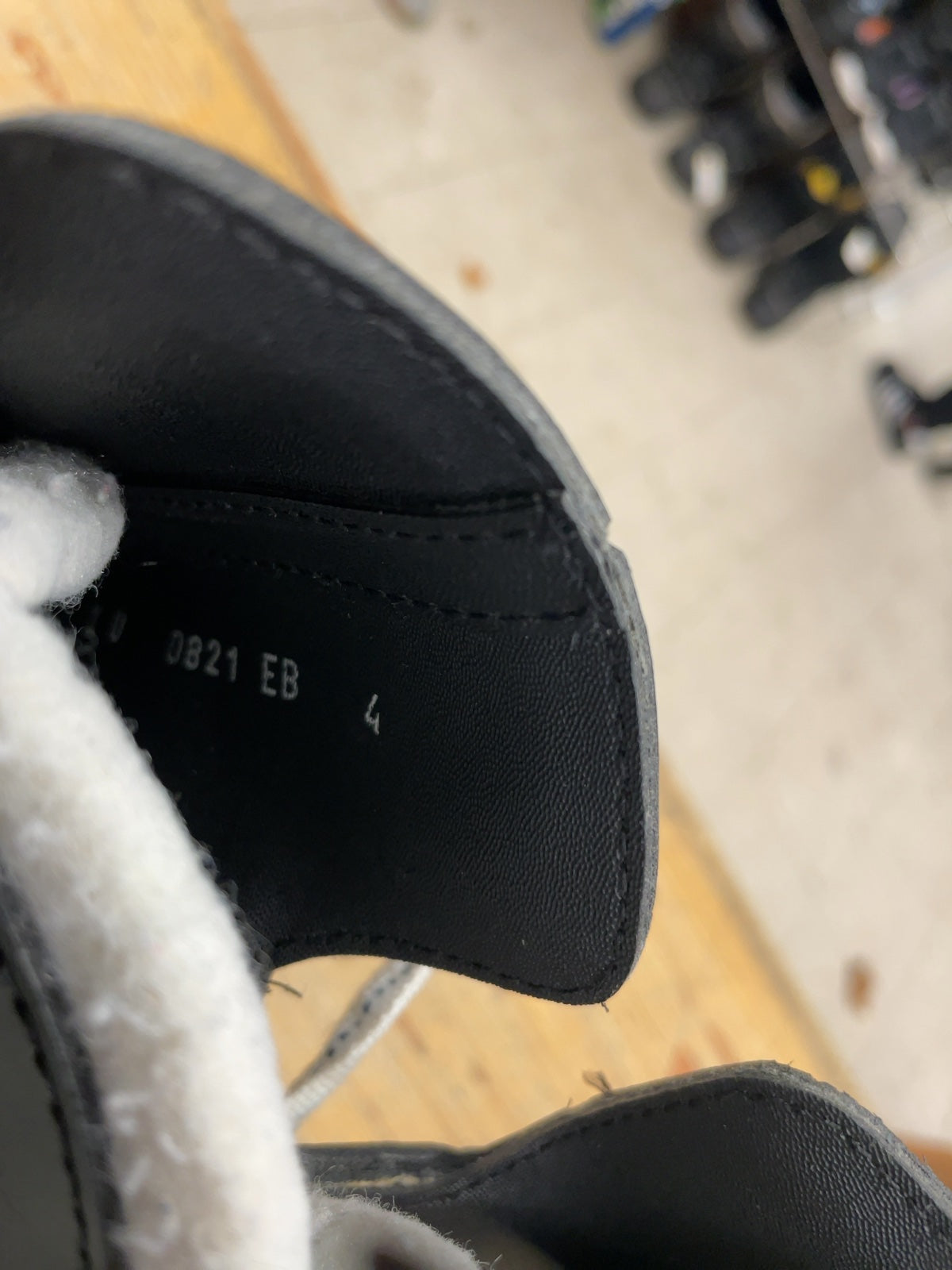 CCM Pro 196 Size 4 Hockey Skates