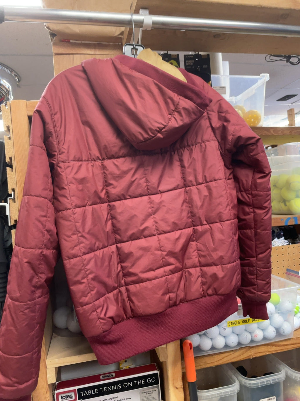 Patagonia Size S Mens Hooded Quilted Jacket Burgundy