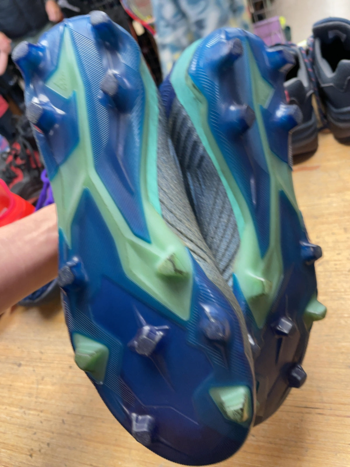Adidas Predator Size 5 Laceless Soccer Cleats