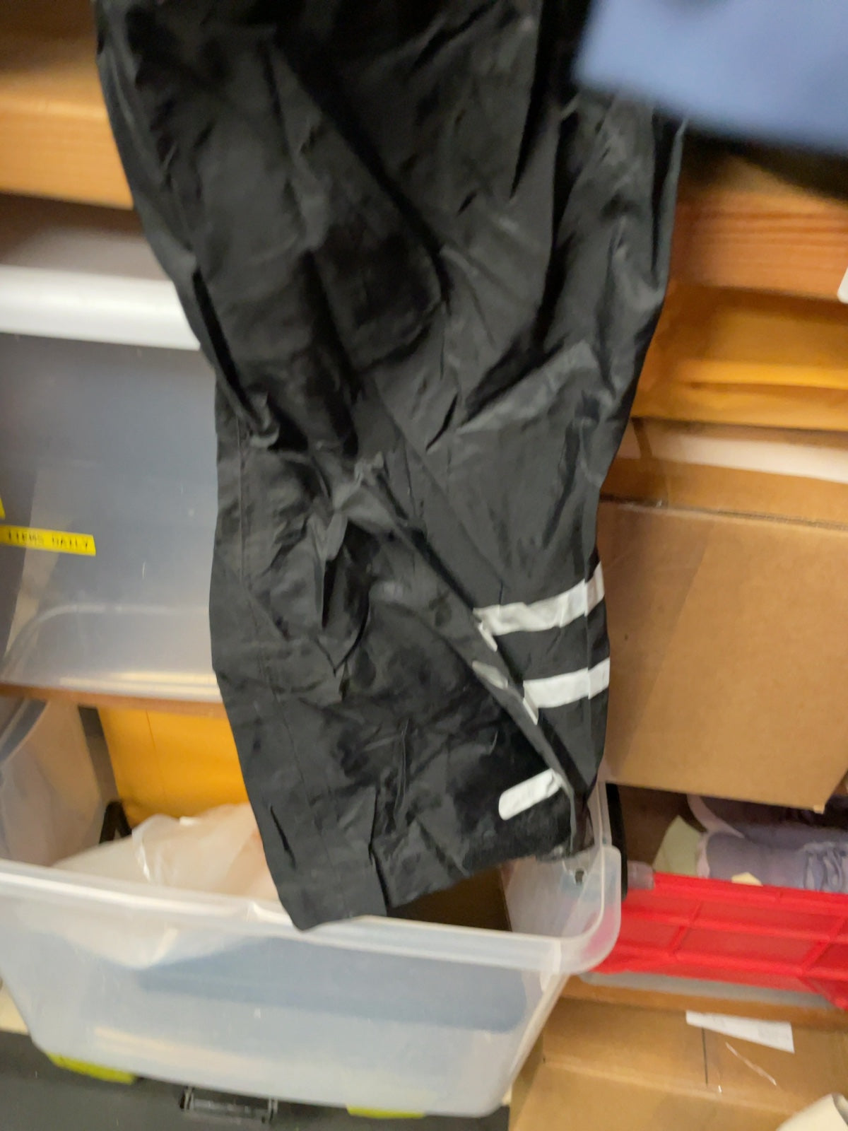 MEC Size M Men's Rain Pants