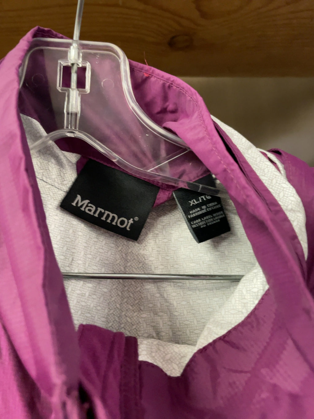 Marmot Size XL Hooded Rain Jacket Purple