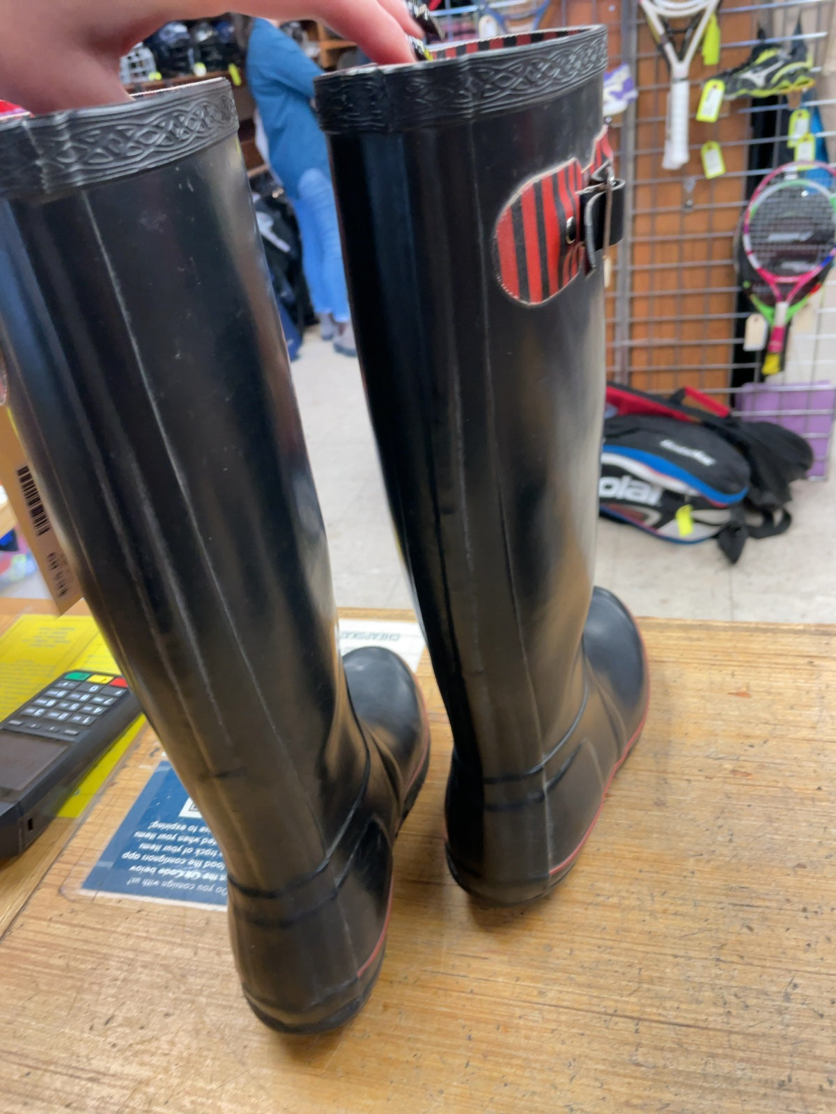Hunter Rain Boots Size 4 Black/Red Stripes