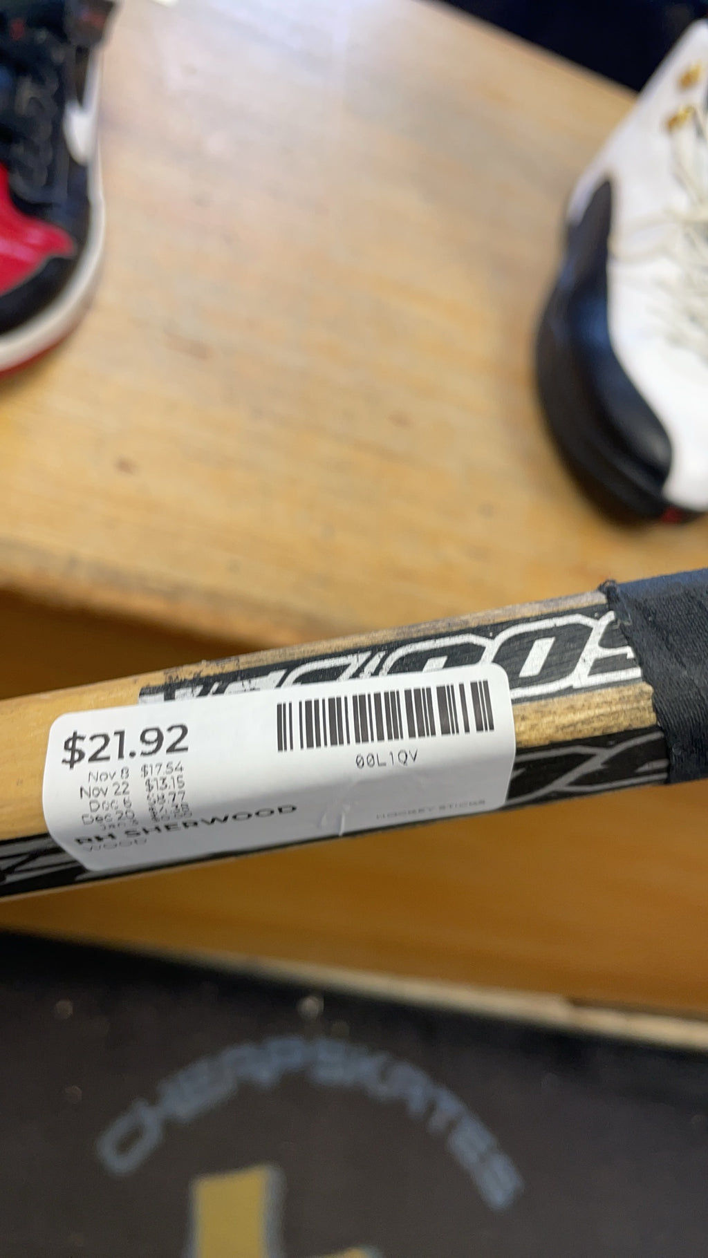 Sher-Wood PMP 6087 Senior RH PP26 Wood Hockey Stick