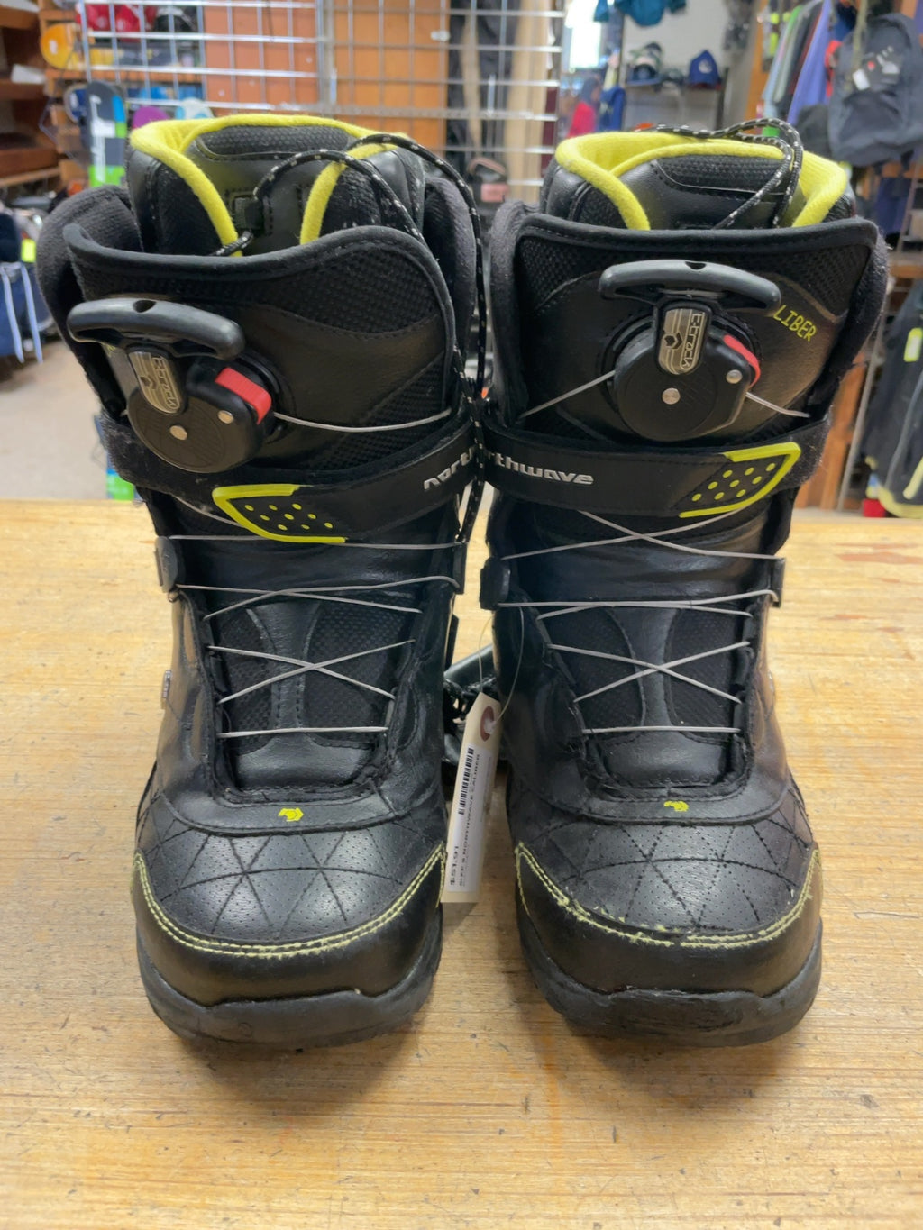 Northwave Caliber Size 9 US Snowboard Boots