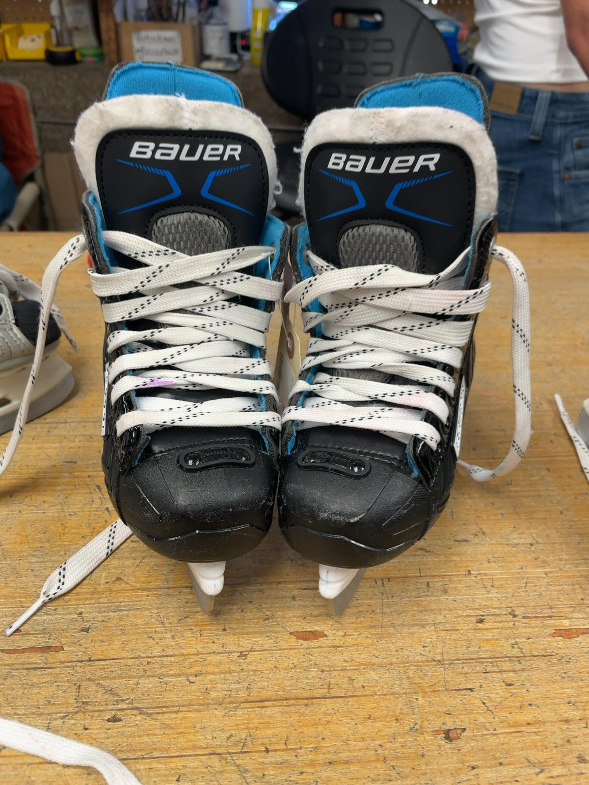 Bauer X-LP Size 8C Hockey Skates
