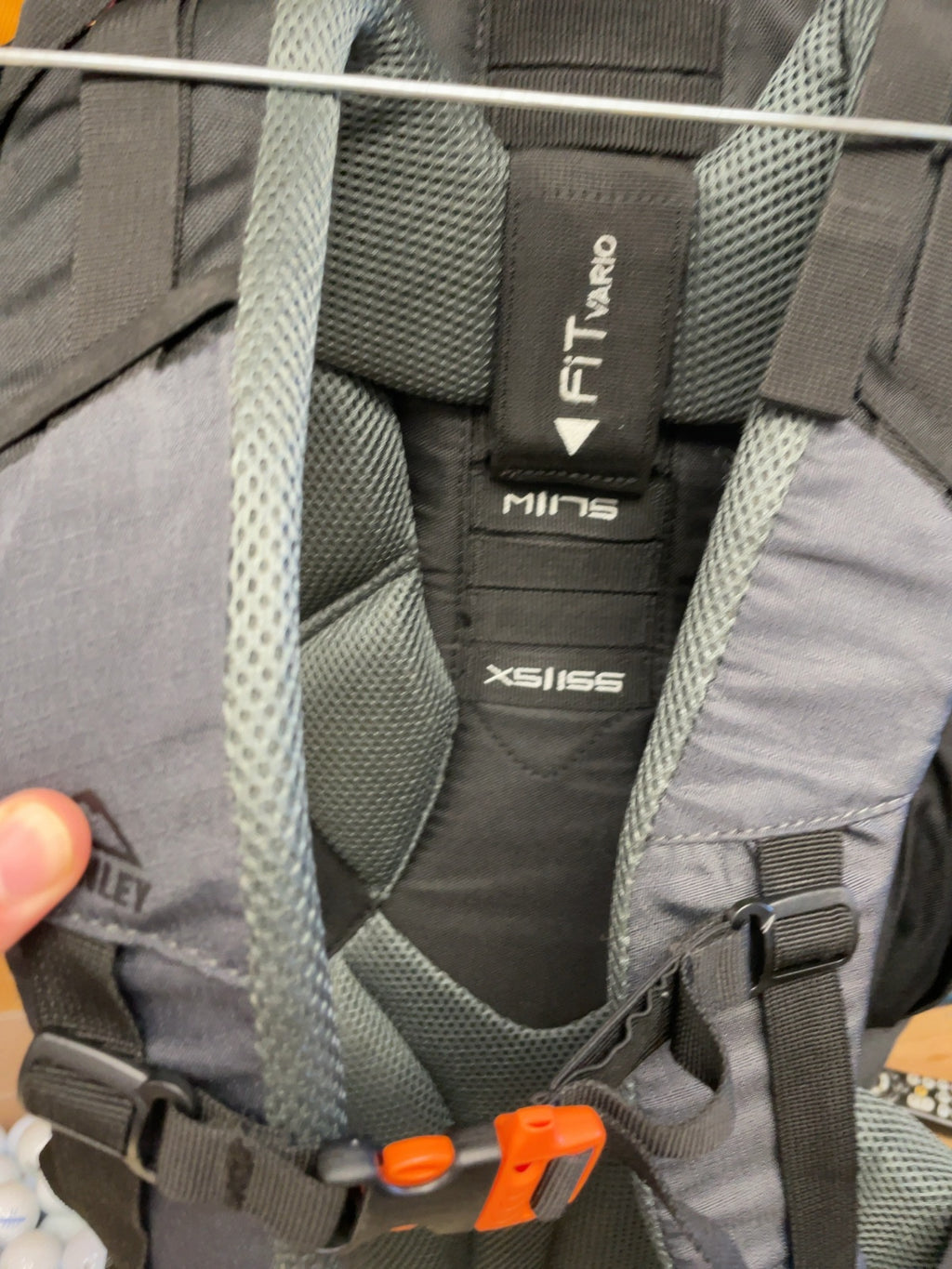 McKINLEY Di+55/65 L Backpack Black/Grey/Red