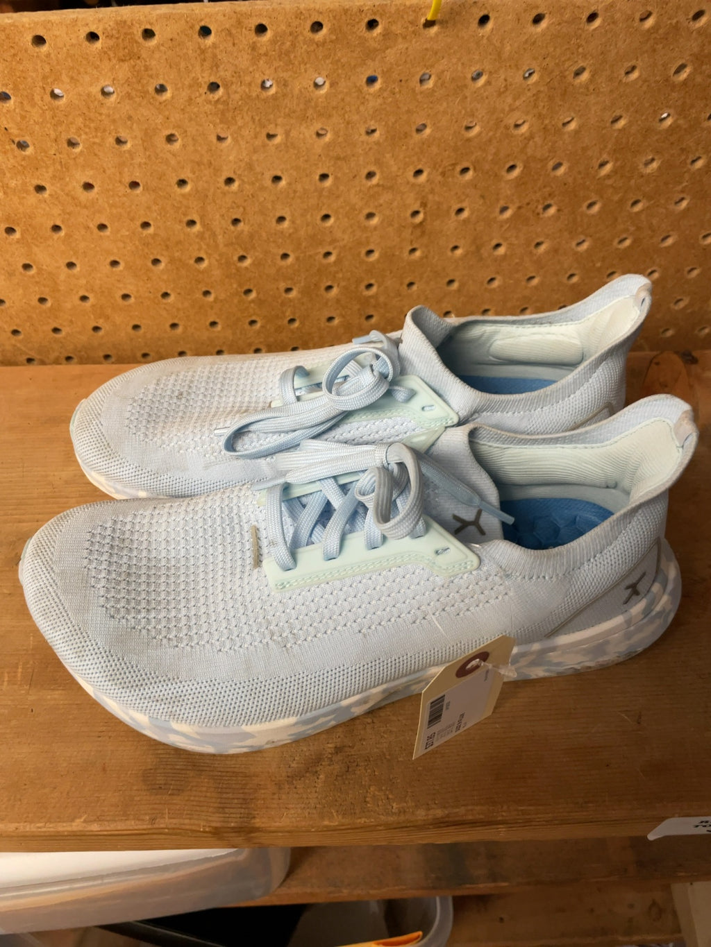 Flux Adapt Runner Size 9 Men's / 10.5 Women's Running Shoes - Light Blue