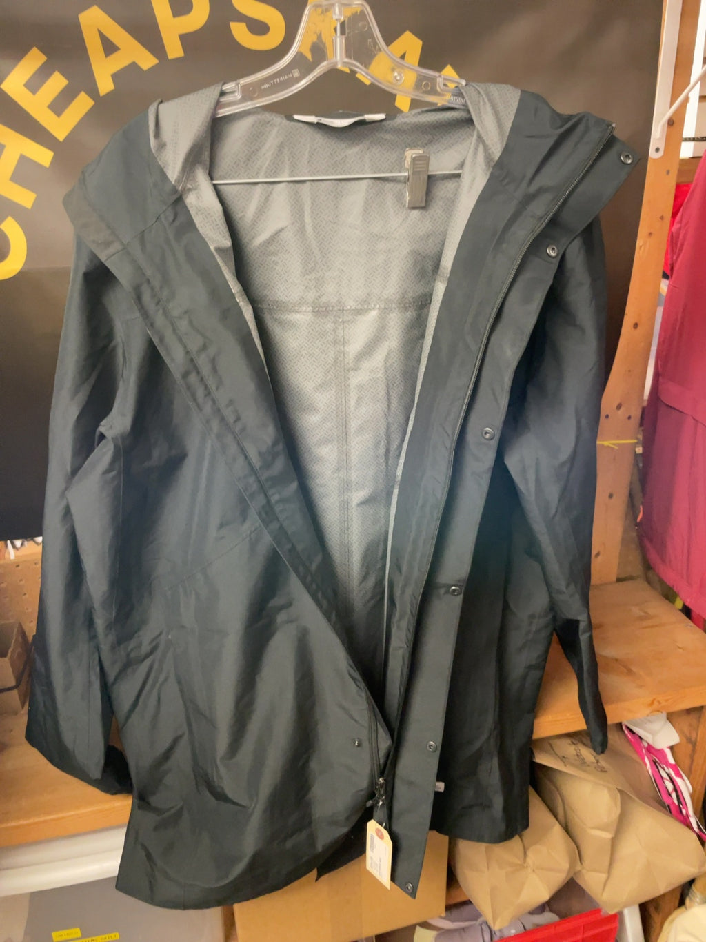MEC Hooded Rain Jacket Size L Mens