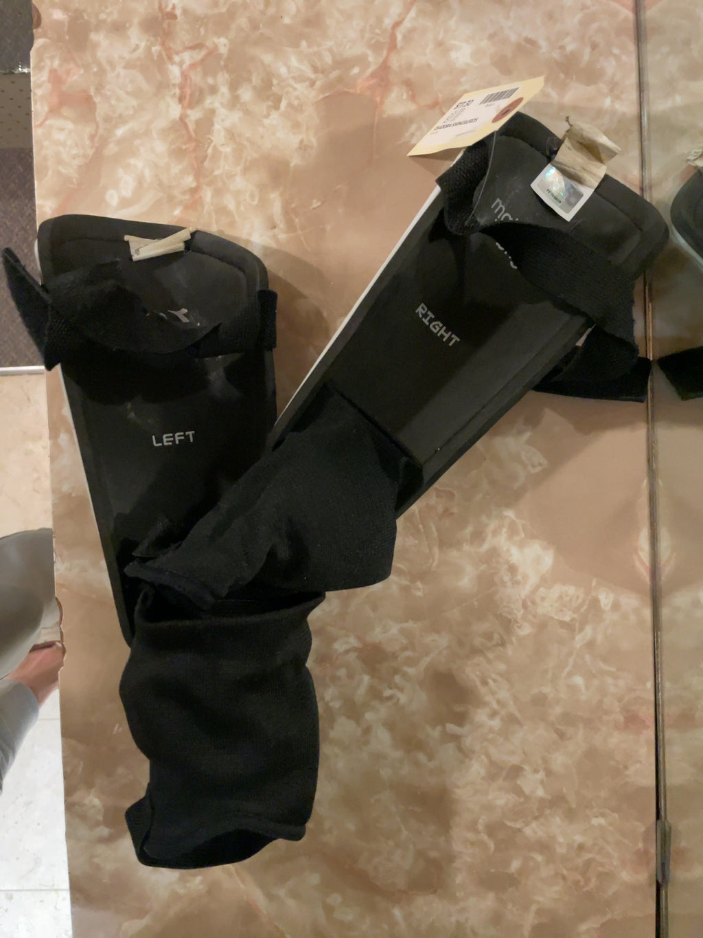 Diadora Top Training SG Soccer Shin Guards