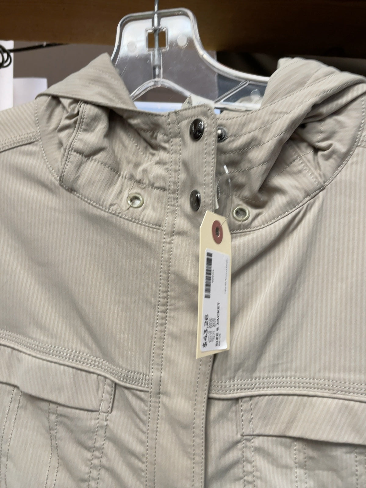 Lululemon Women's Size 6 Hooded Jacket Beige
